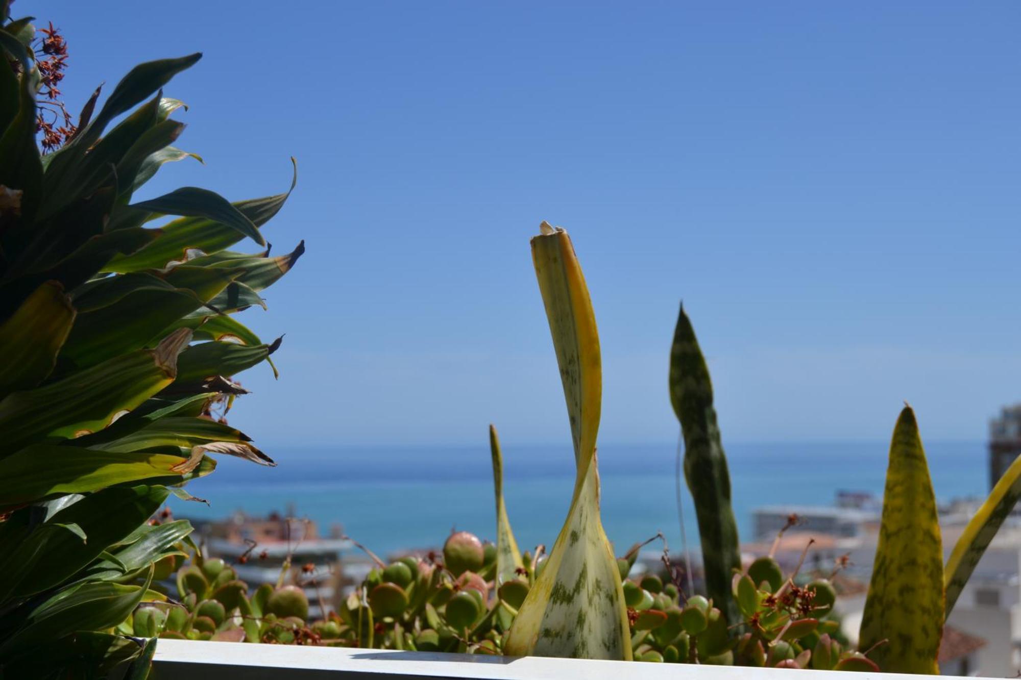 Light-Filled Apartment With Sea Views Torremolinos Exterior foto